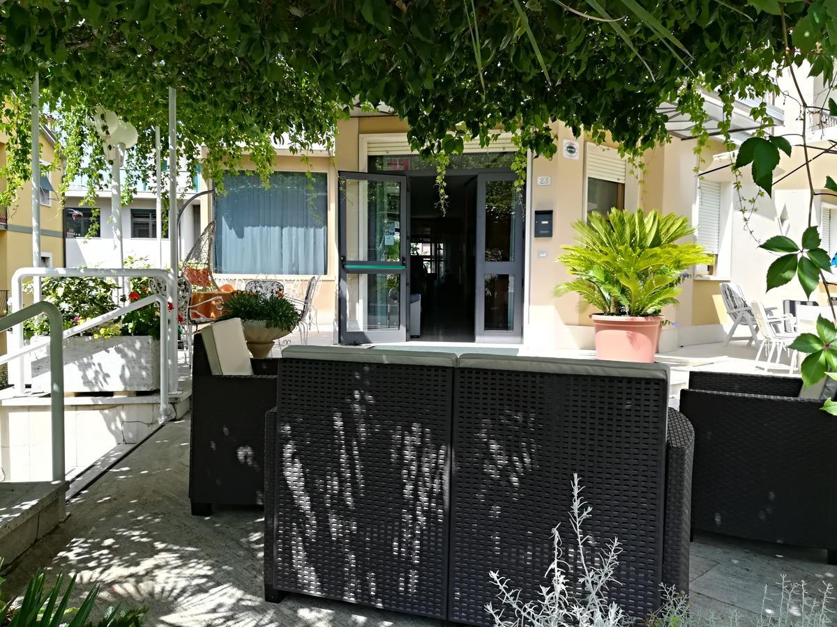 Hotel Saturno Chianciano Terme Kültér fotó
