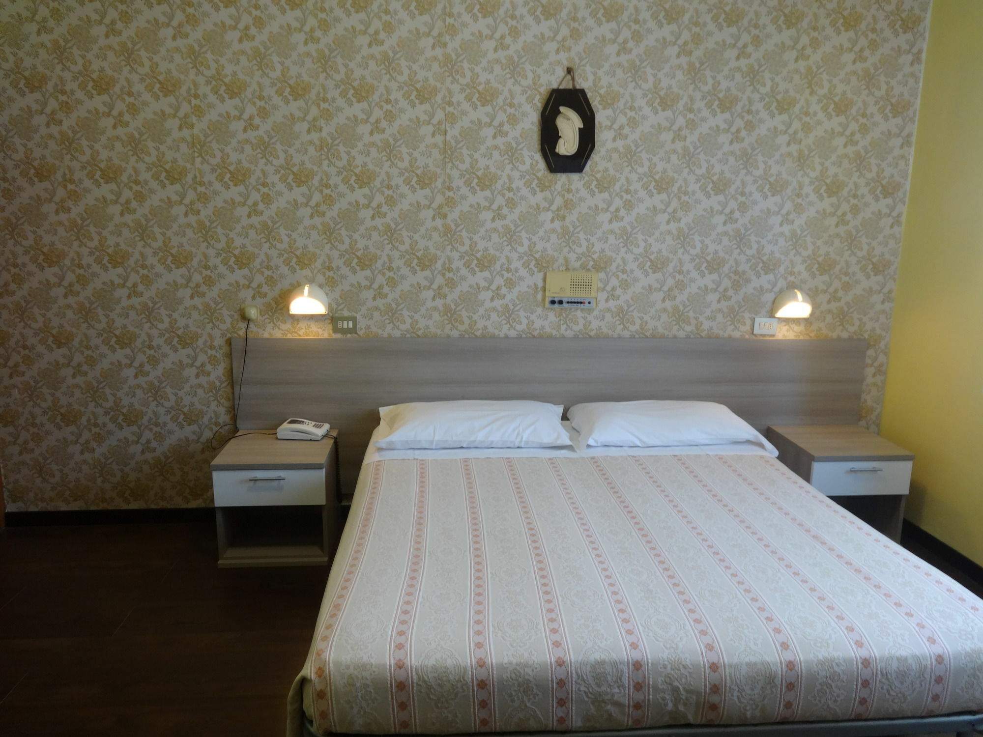 Hotel Saturno Chianciano Terme Kültér fotó